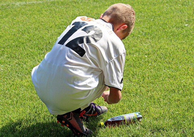 从天堂到地狱，索博在2-1领先后疯狂庆祝，被绝杀后伤心落泪