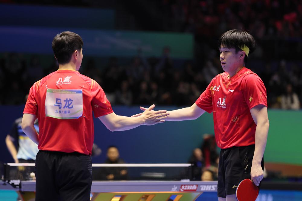 每体：由于拉什福德未来不确定，巴萨关注努萨、福法纳和马拉