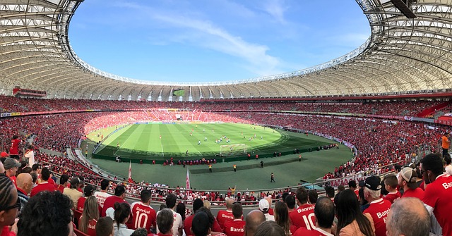 闻名